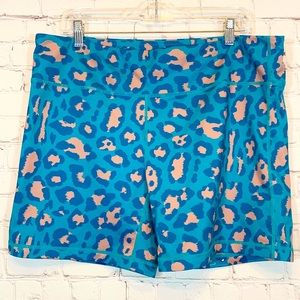 Iam | MFG athletic shorts animal print I am becoming